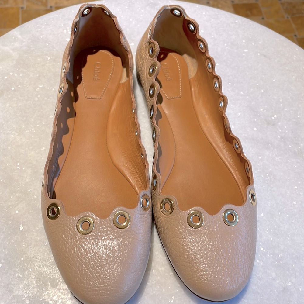 Chloe flats.